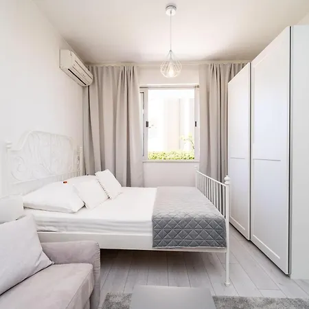 Larissa Appartement *