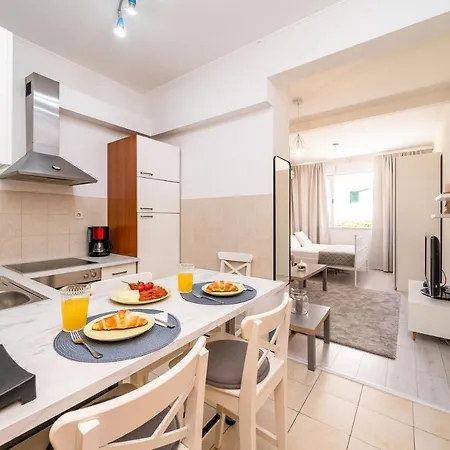 Larissa Apartament *