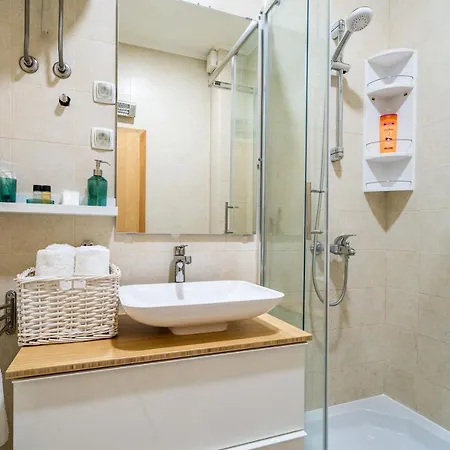 Larissa Apartament