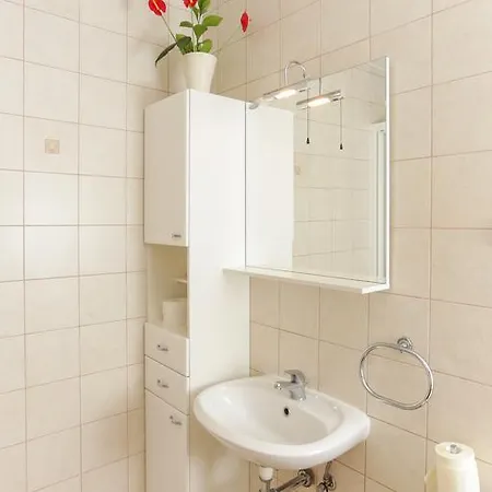 Apartament Larissa