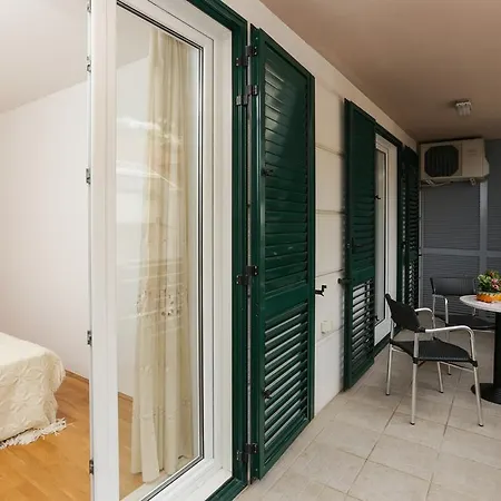Larissa Daire Dubrovnik