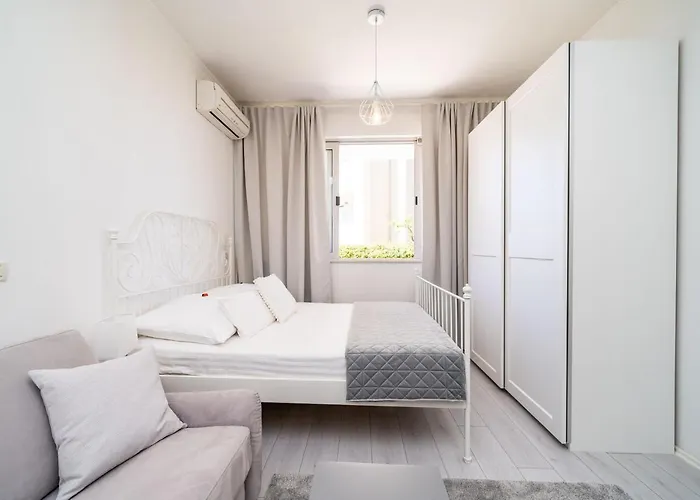 Larissa Appartement *